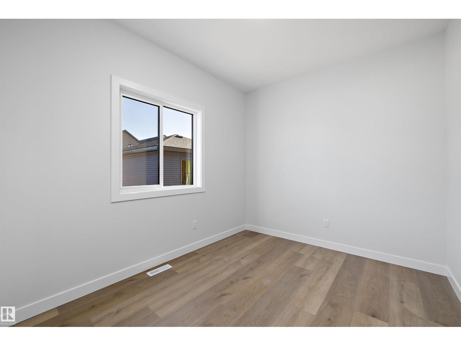 61 Clichy Cl Property Photo 17