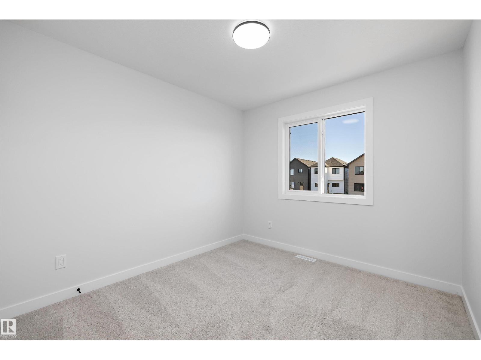 61 Clichy Cl Property Photo 24