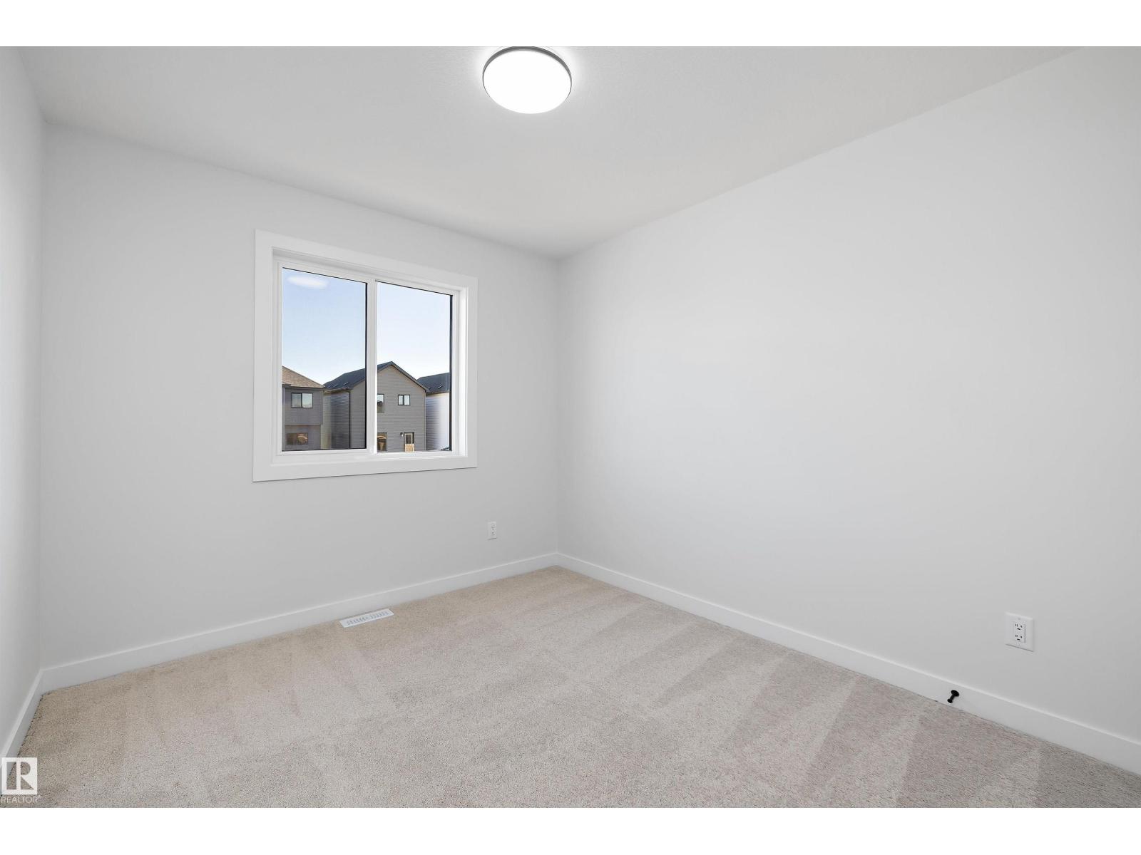 61 Clichy Cl Property Photo 26