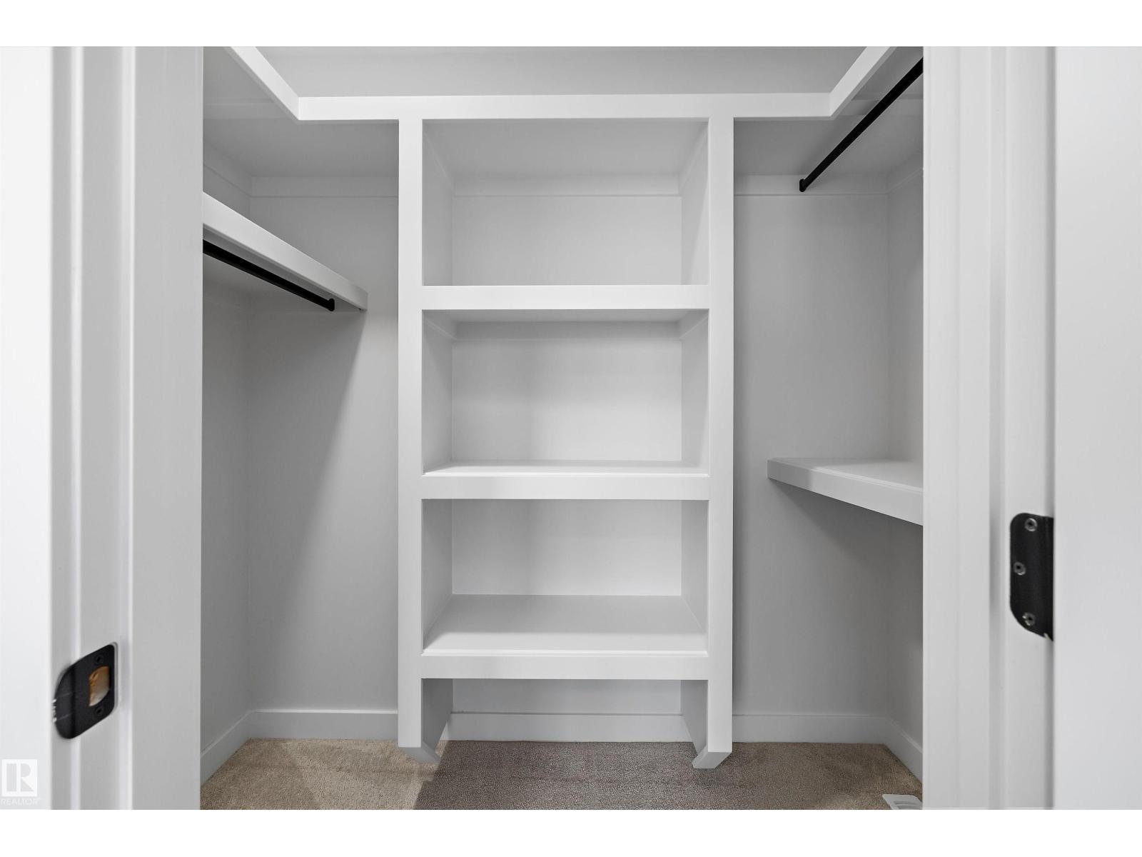 61 Clichy Cl Property Photo 32
