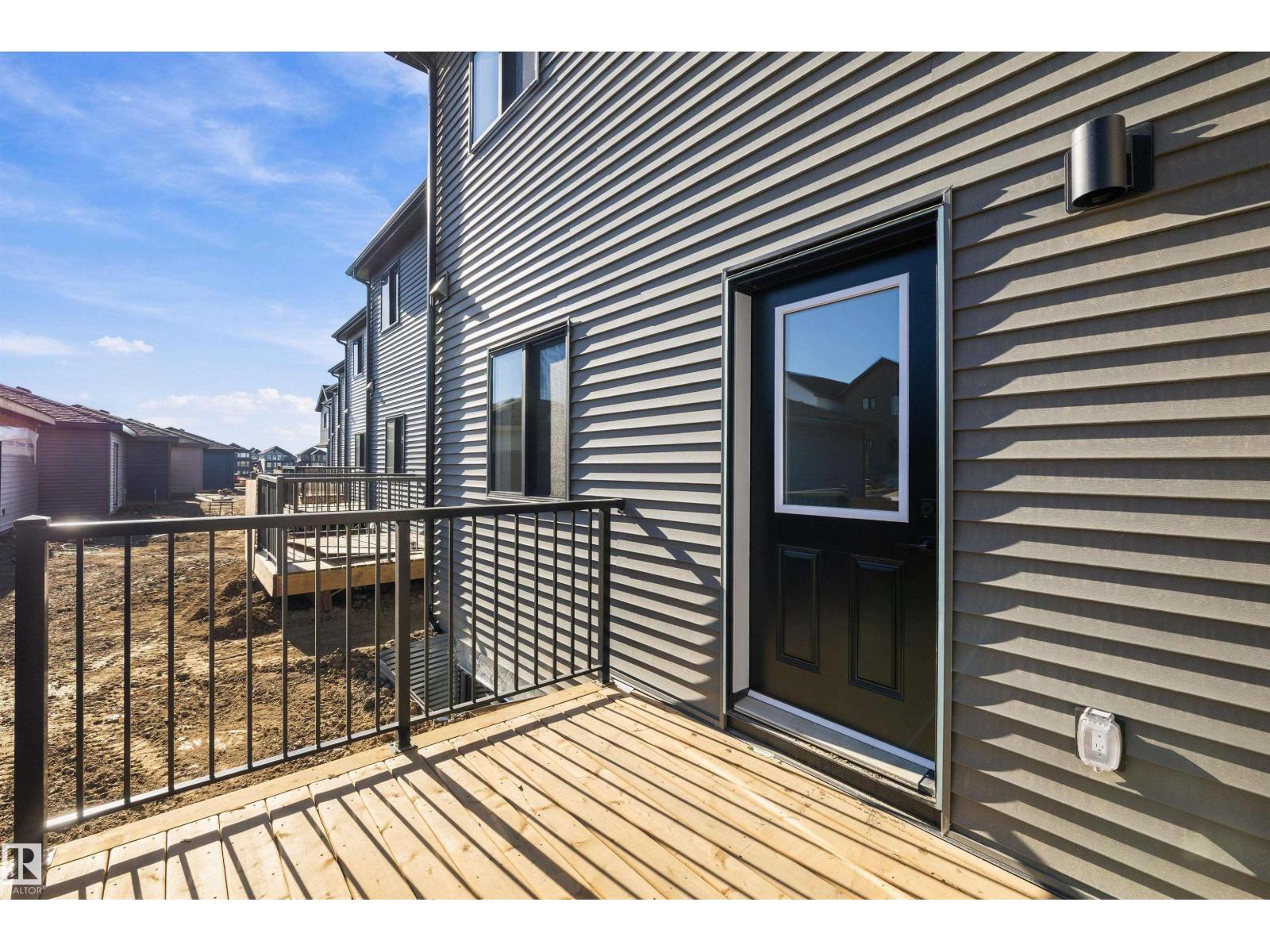 61 Clichy Cl Property Photo 38
