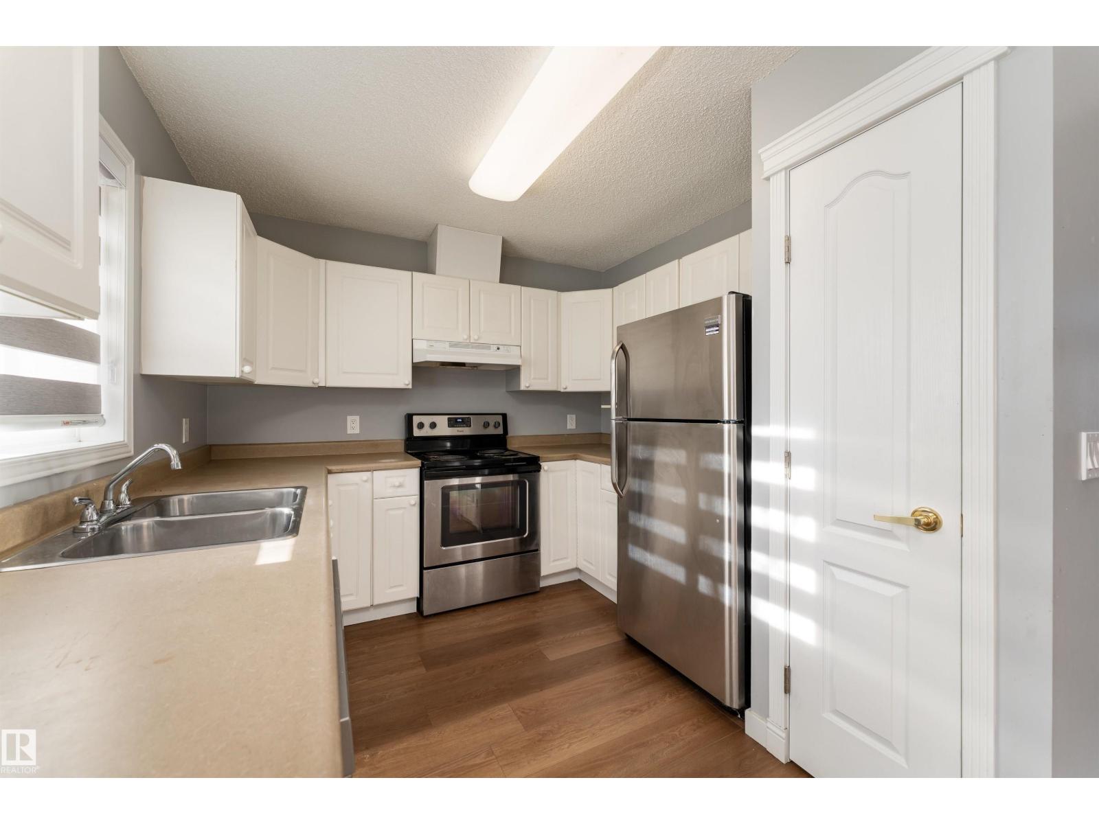 #68 3380 28a Av Nw Property Photo 15