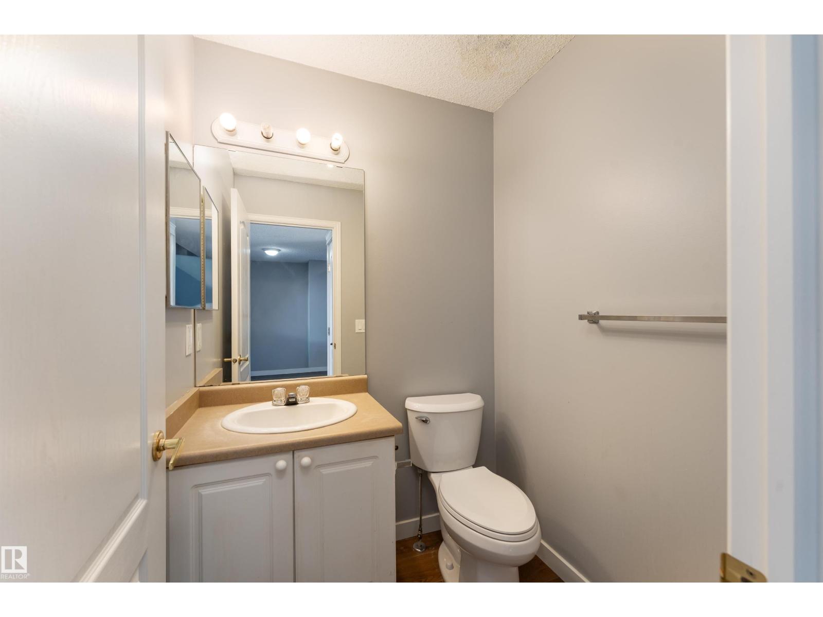 #68 3380 28a Av Nw Property Photo 18