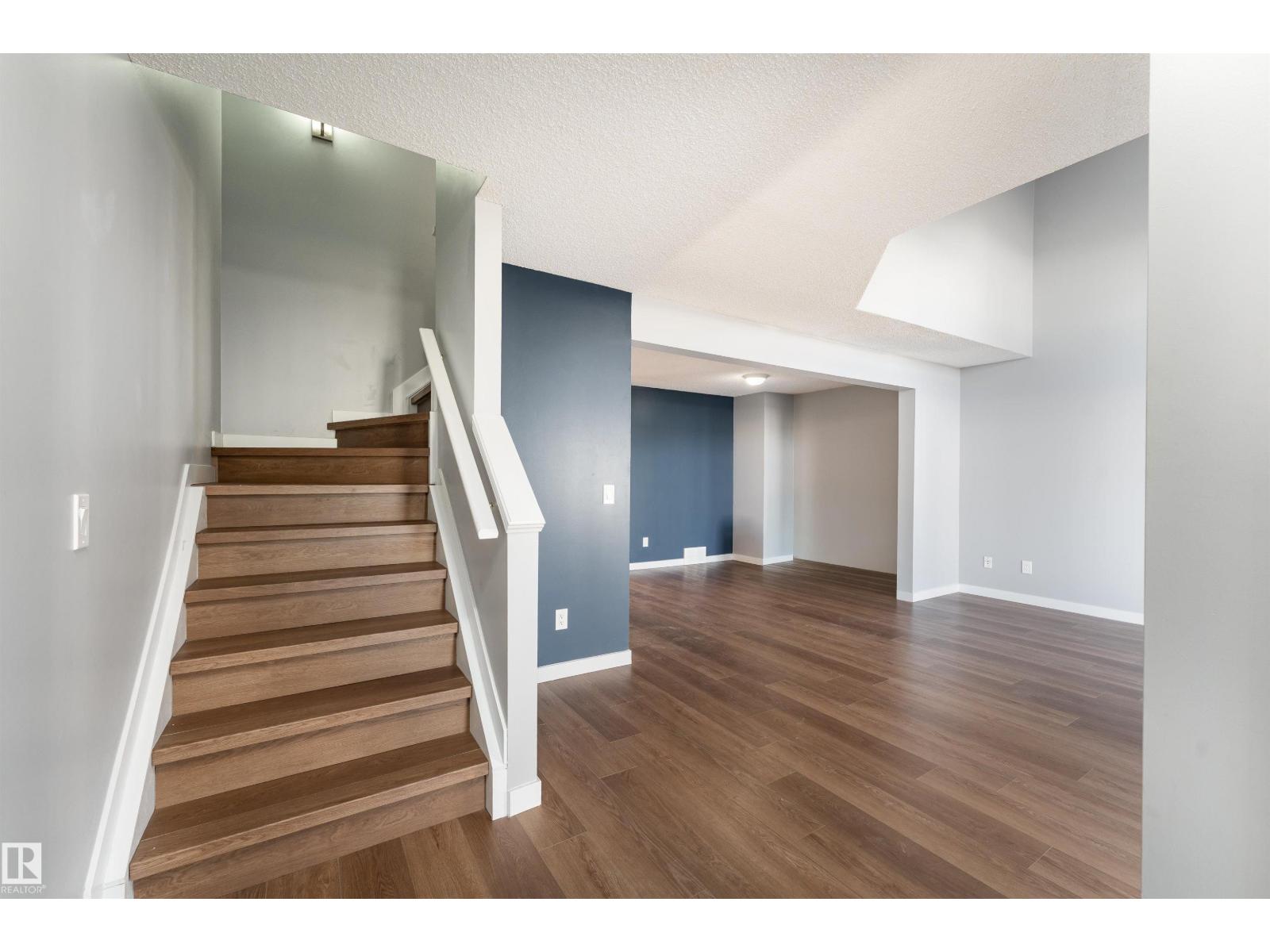 #68 3380 28a Av Nw Property Photo 19