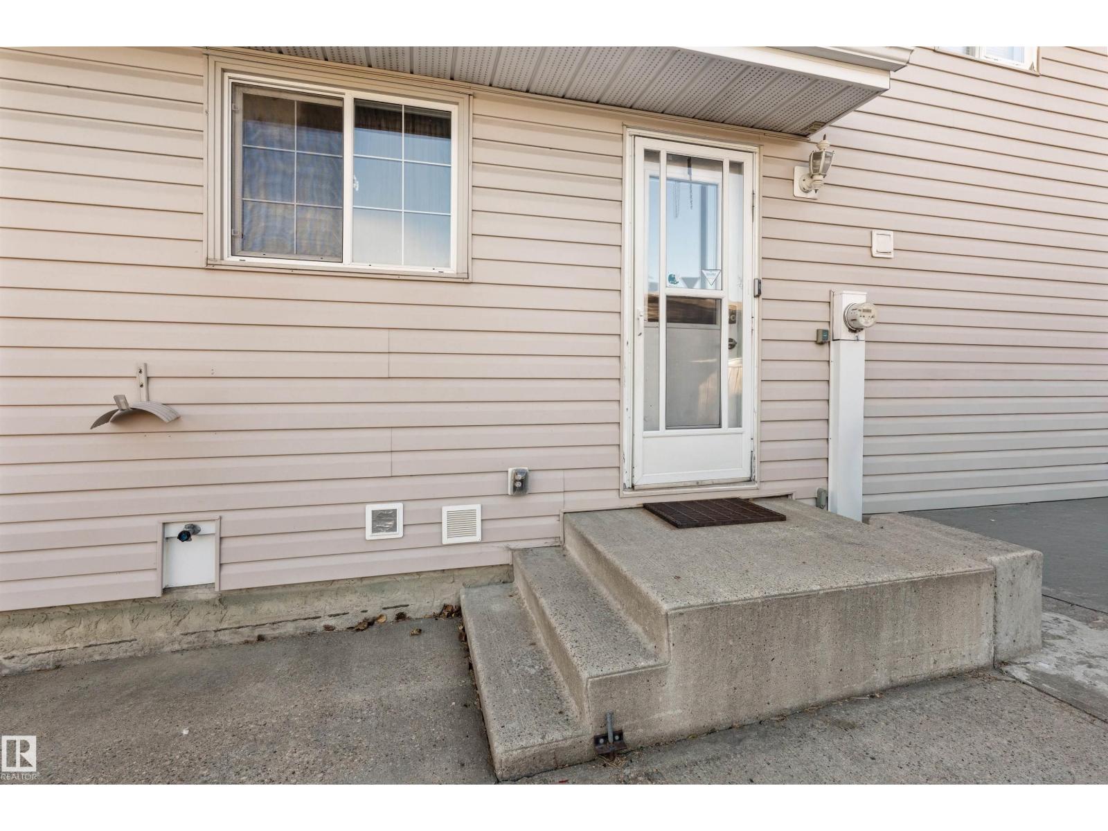 1720 65 St Nw Property Photo 2