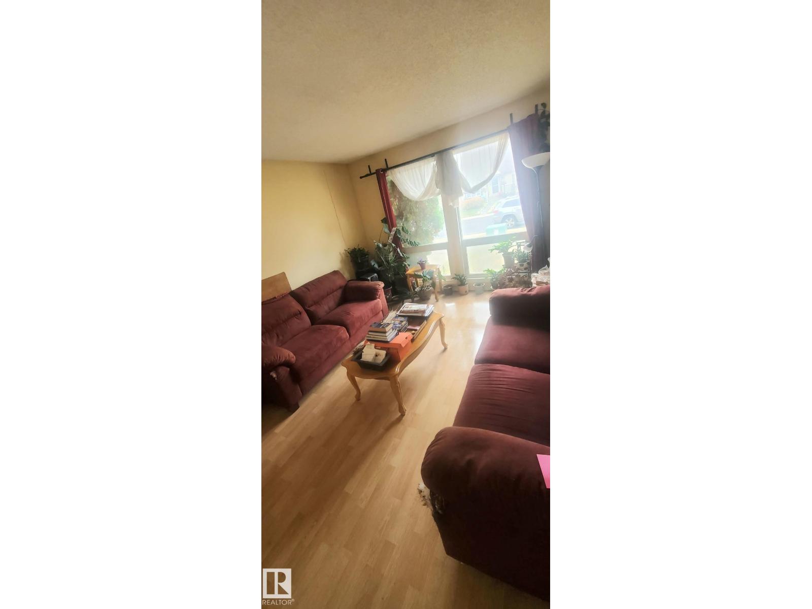 4514 35a Av Nw Property Photo 5