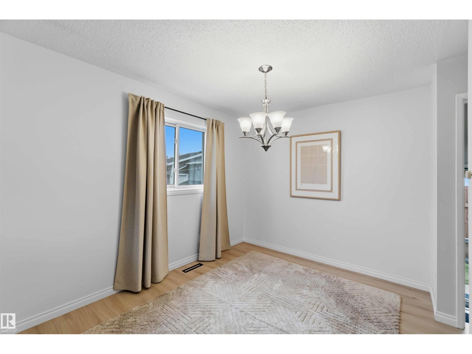 6207 146 Av Nw Property Photo 14