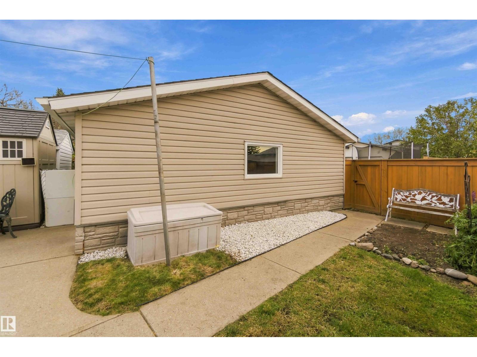 6207 146 Av Nw Property Photo 53