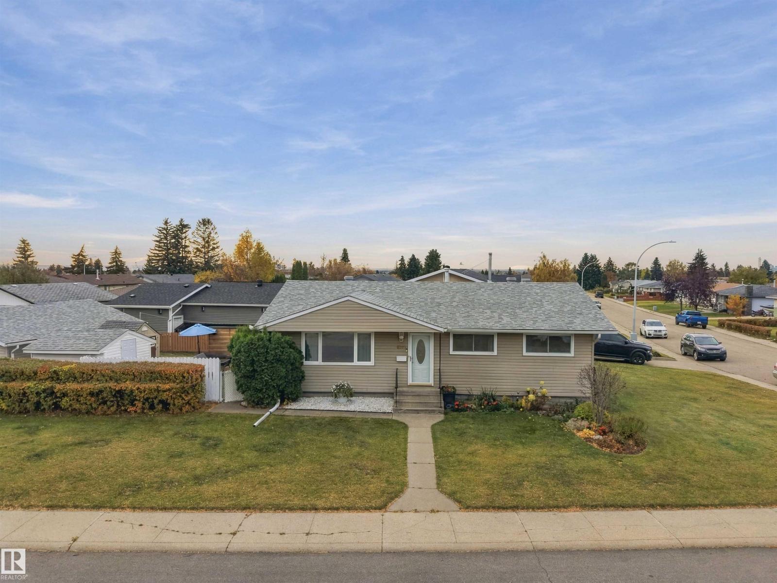 6207 146 Av Nw Property Photo 54