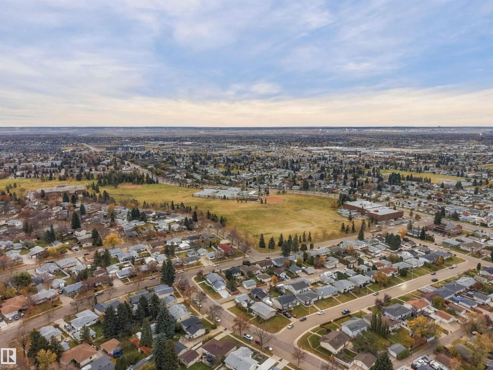 6207 146 Av Nw Property Photo 60