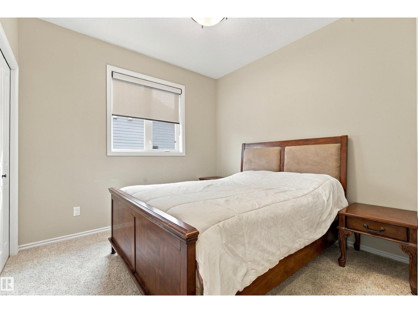 4923 59 Av Property Photo 14