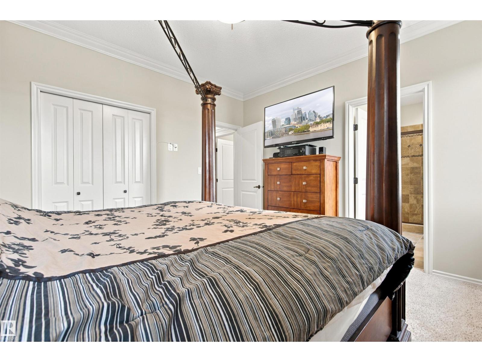 4923 59 Av Property Photo 20