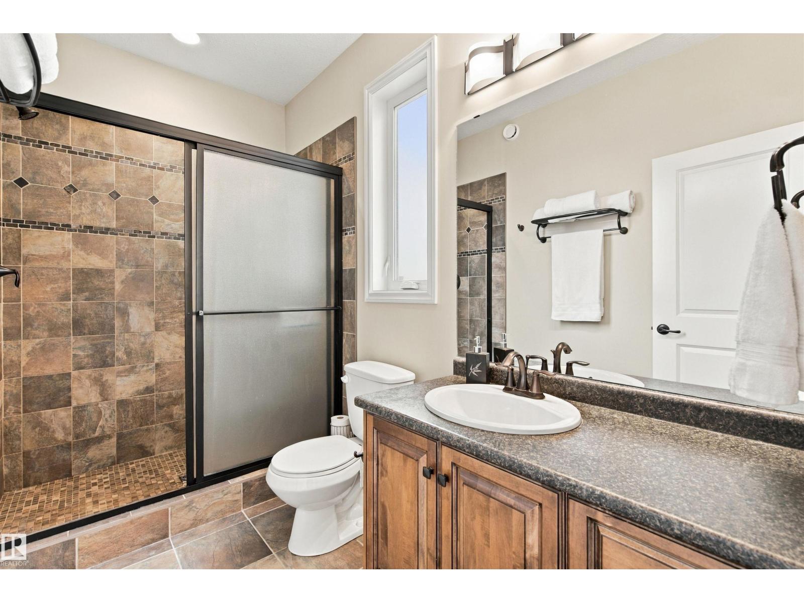 4923 59 Av Property Photo 22