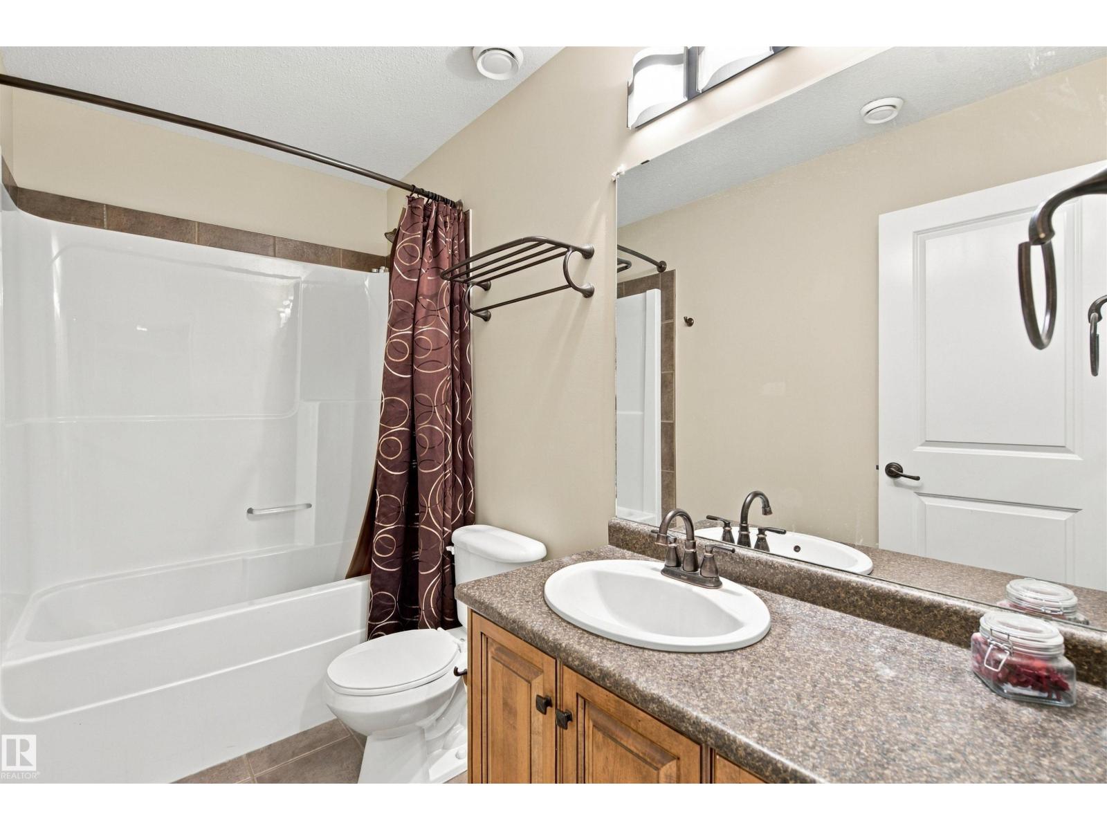 4923 59 Av Property Photo 29
