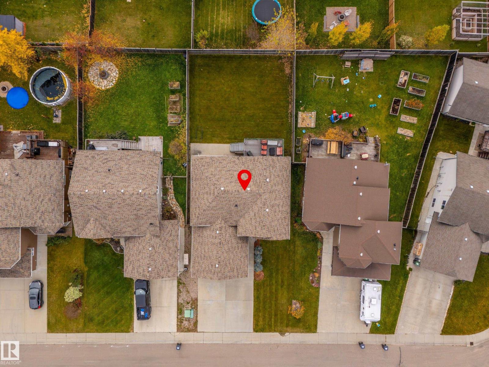 4923 59 Av Property Photo 38