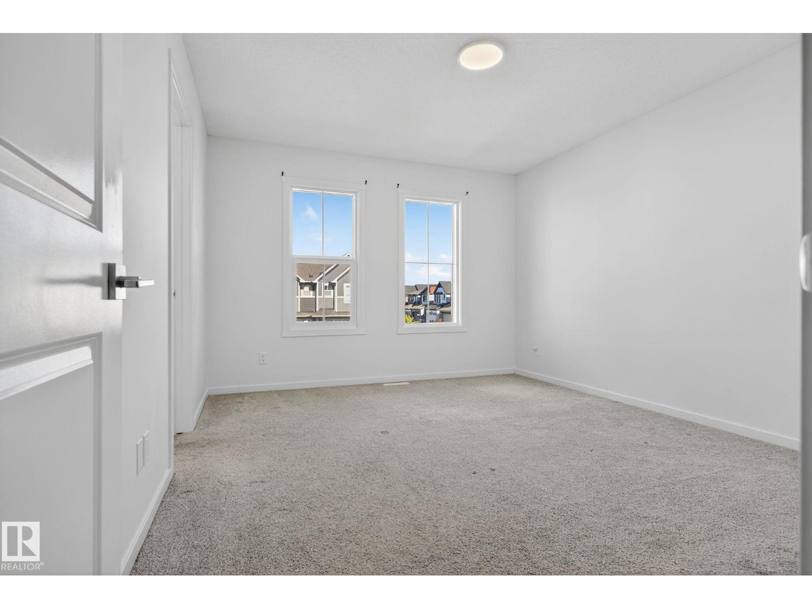 264 Orchards Bv Sw Property Photo 32