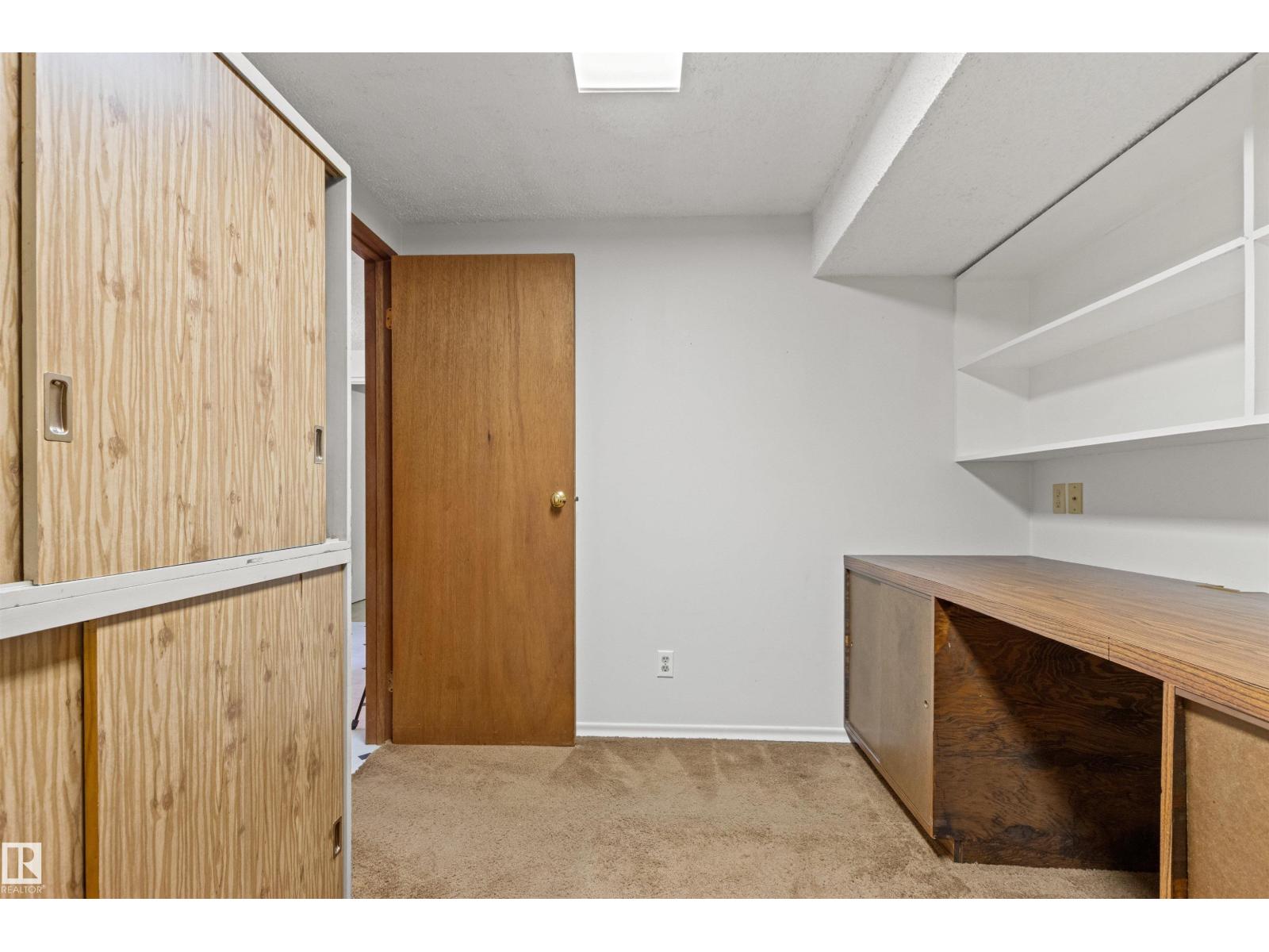 14 Goebel Cl Property Photo 30