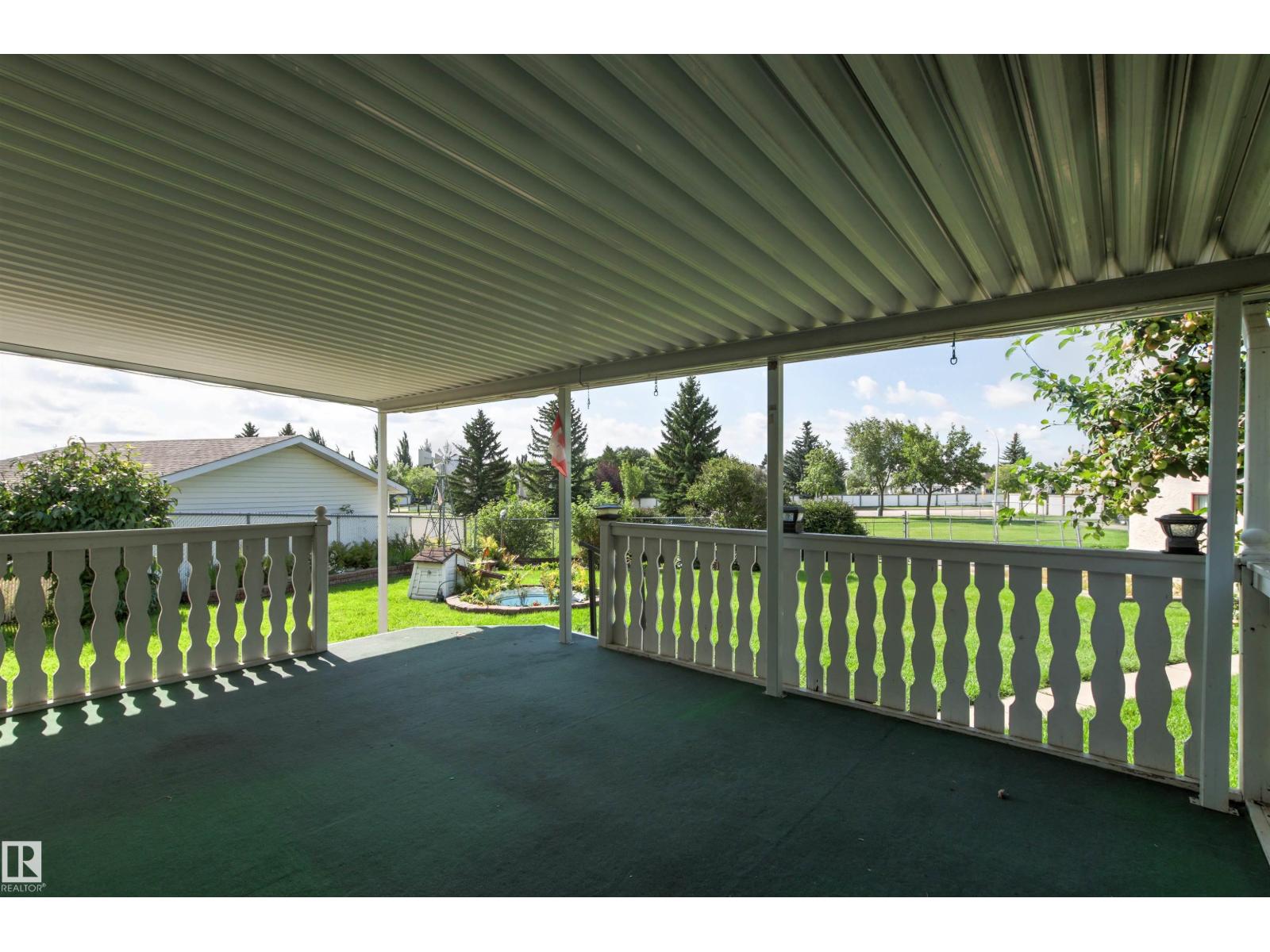 14 Goebel Cl Property Photo 38