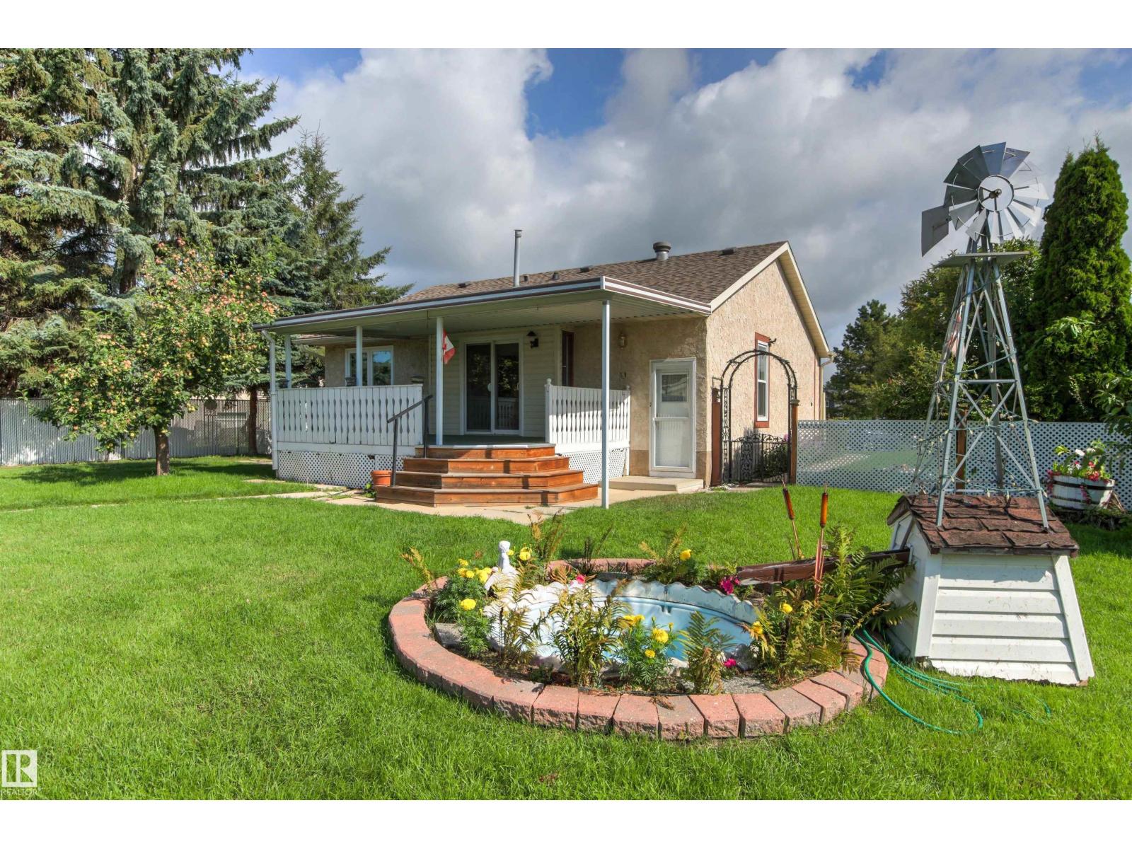 14 Goebel Cl Property Photo 42