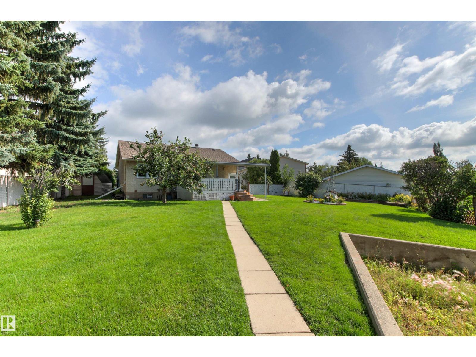 14 Goebel Cl Property Photo 47