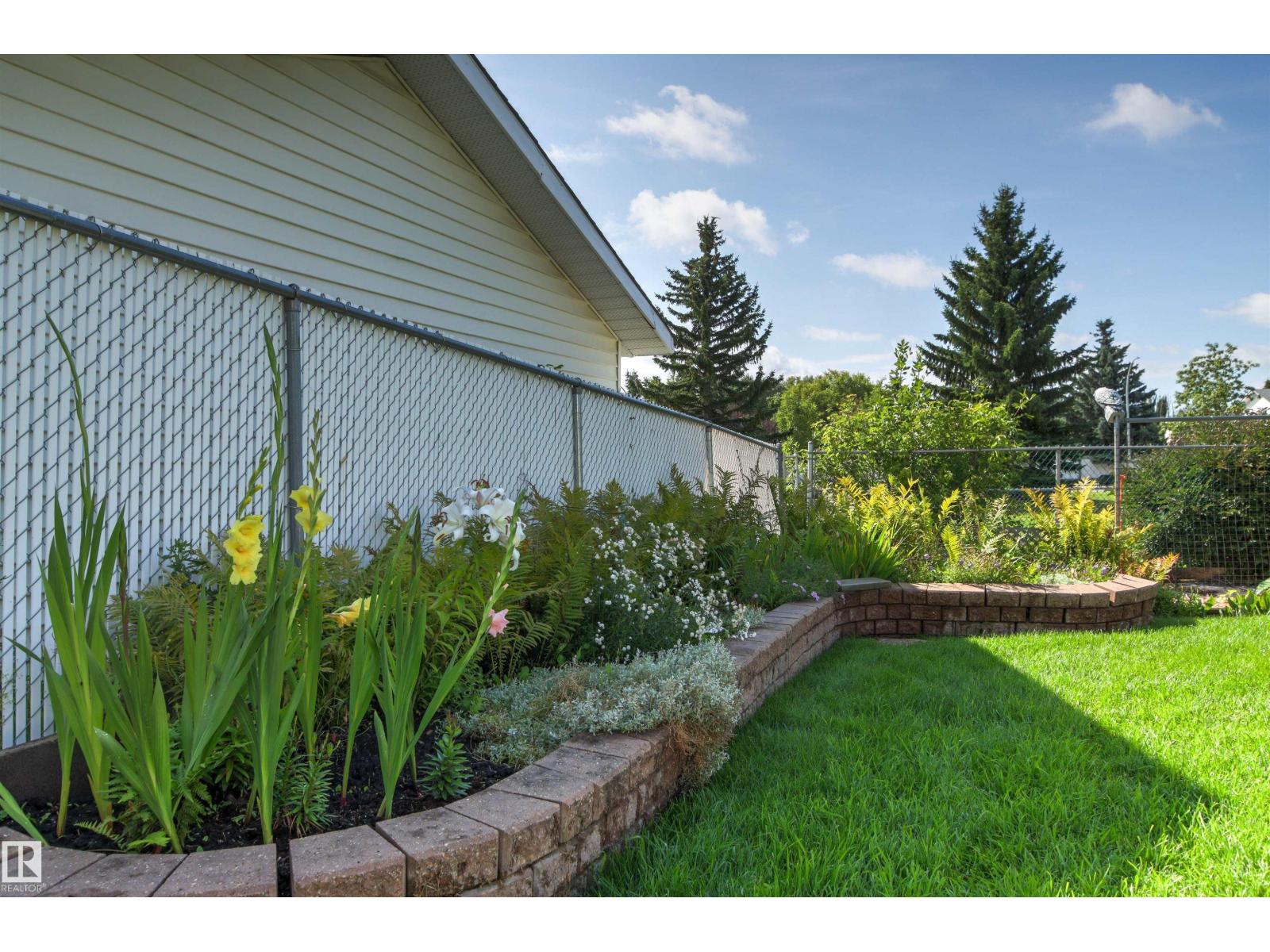 14 Goebel Cl Property Photo 51