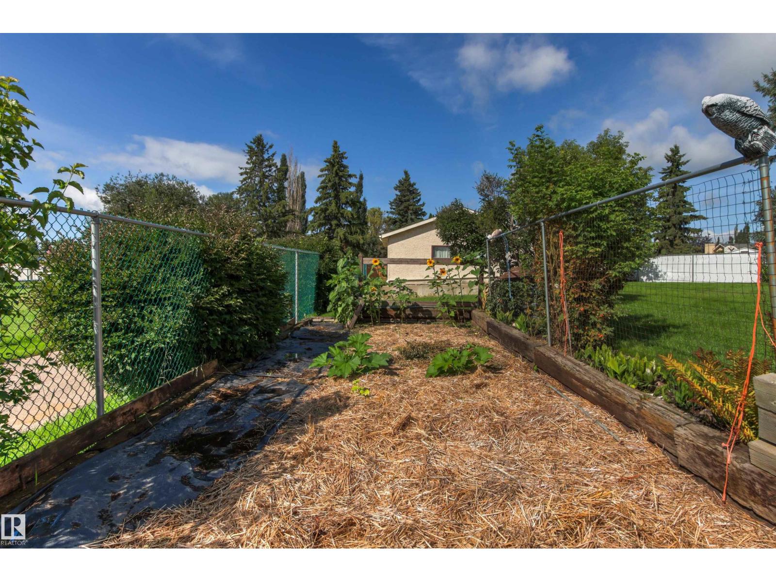 14 Goebel Cl Property Photo 54