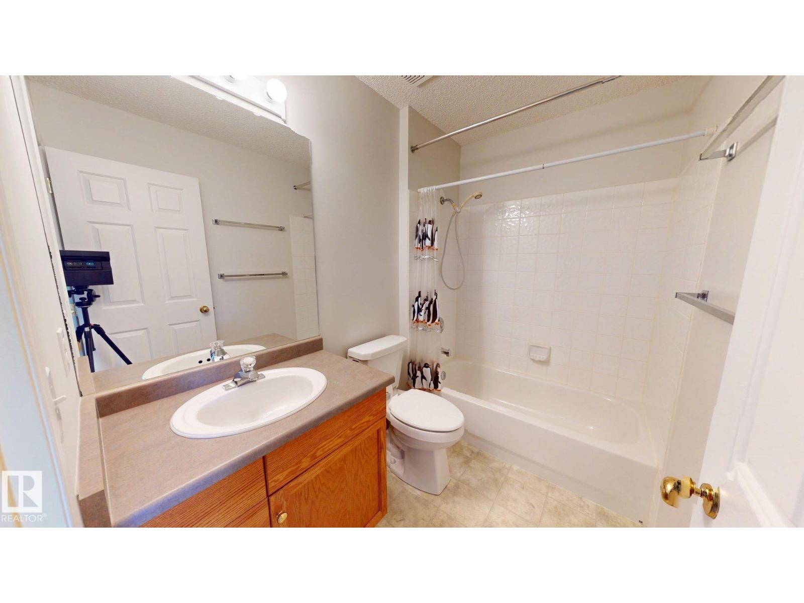 #8 11 Hunchak Wy Property Photo 18