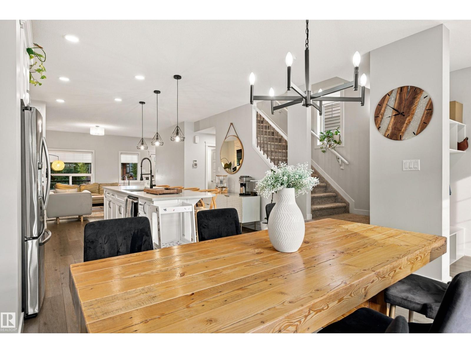 6061 Naden Ld Nw Property Photo 17