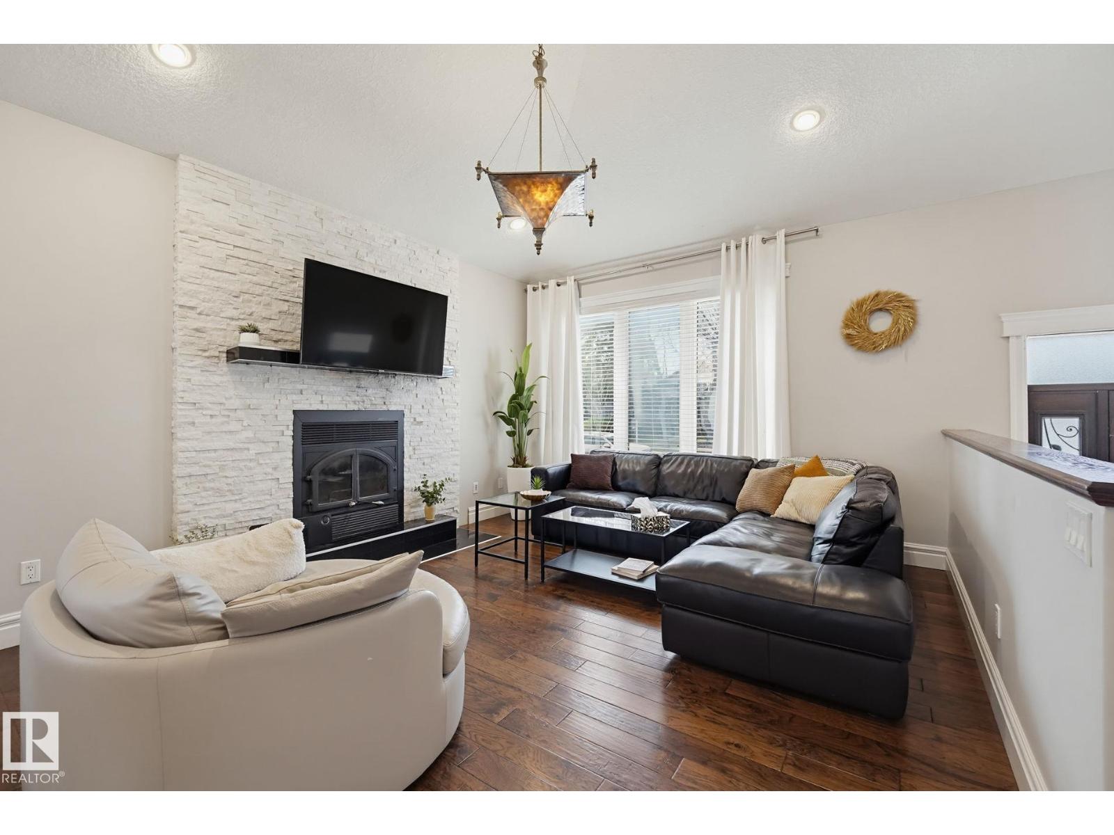 10351 147 St Nw Property Photo 4