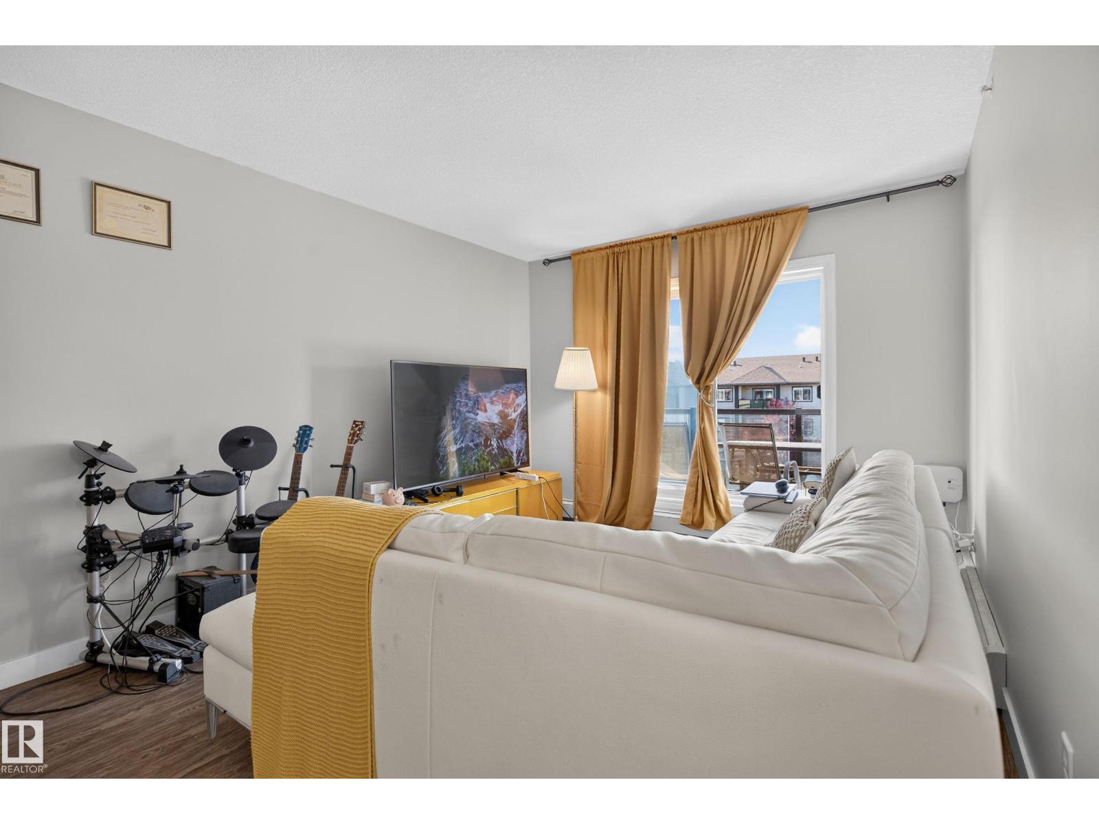 #405 1204 156 St Nw Property Photo 6