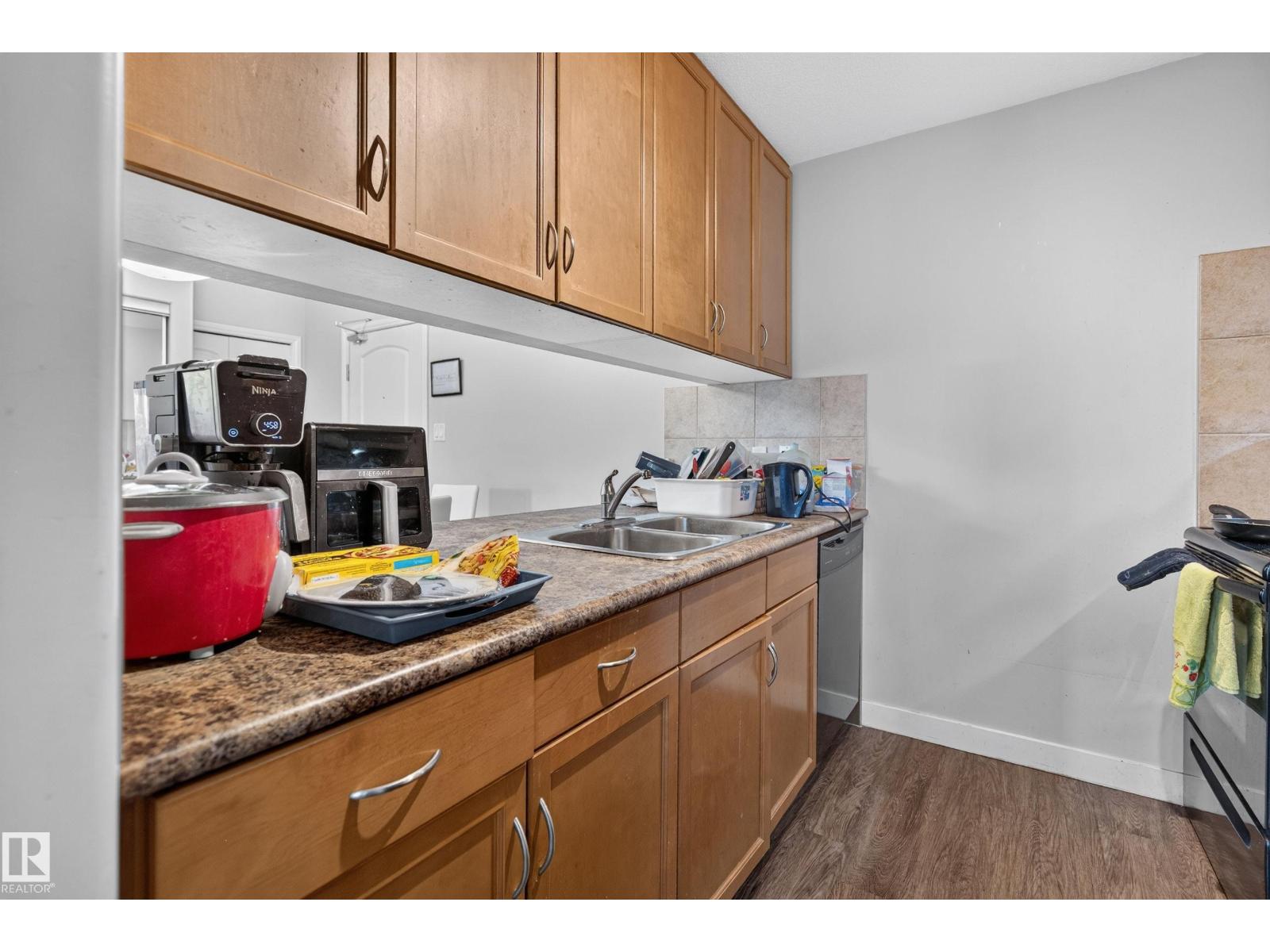#405 1204 156 St Nw Property Photo 10