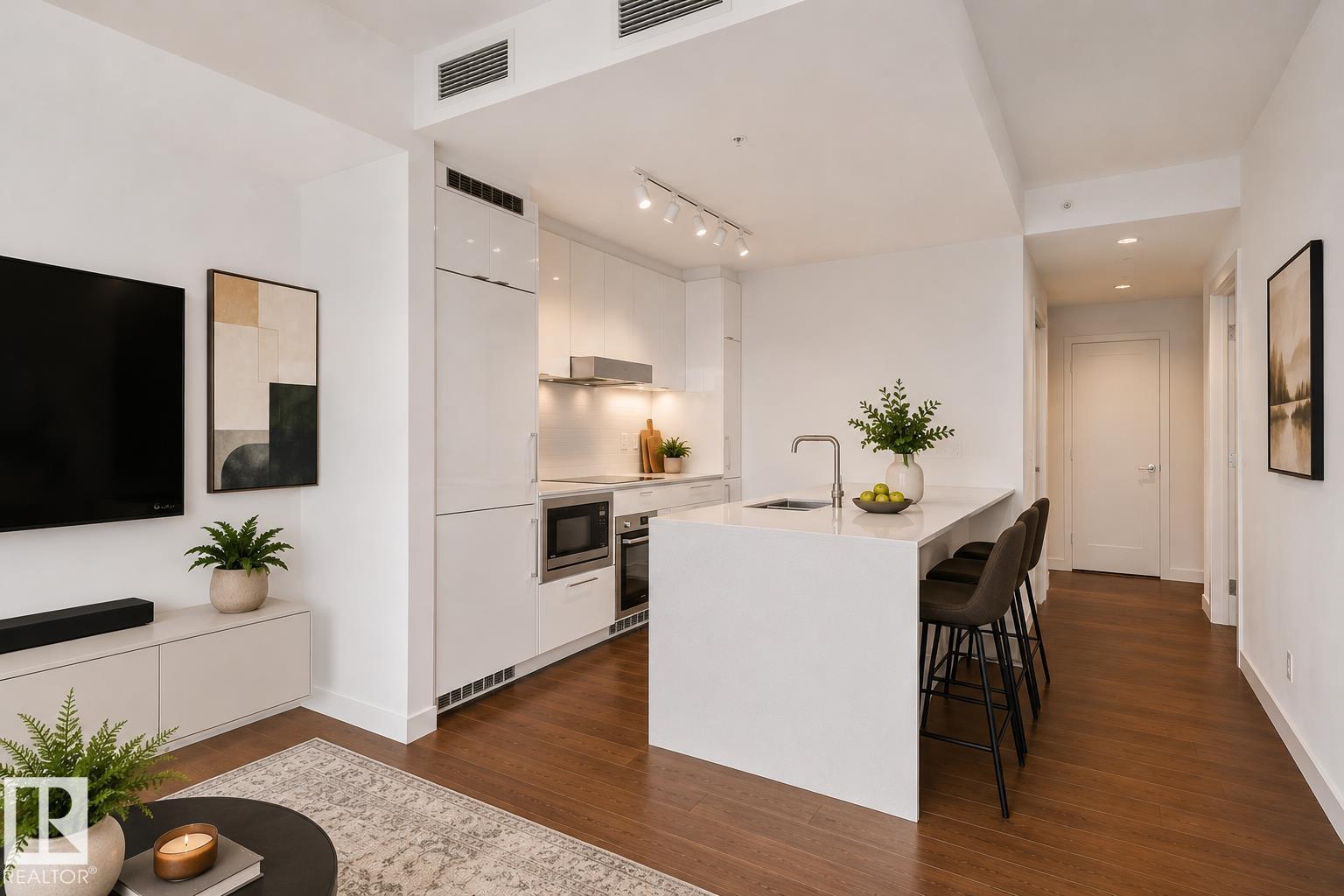 #3411 10360 102 St Nw Property Photo 10