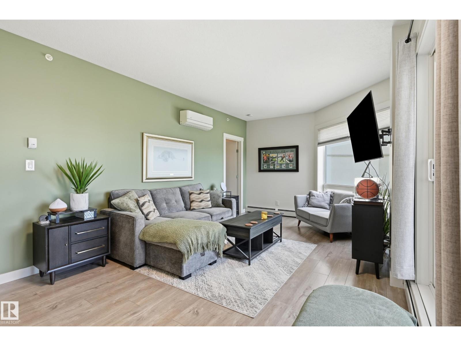 #2407 10410 102 Av Nw Property Photo 17