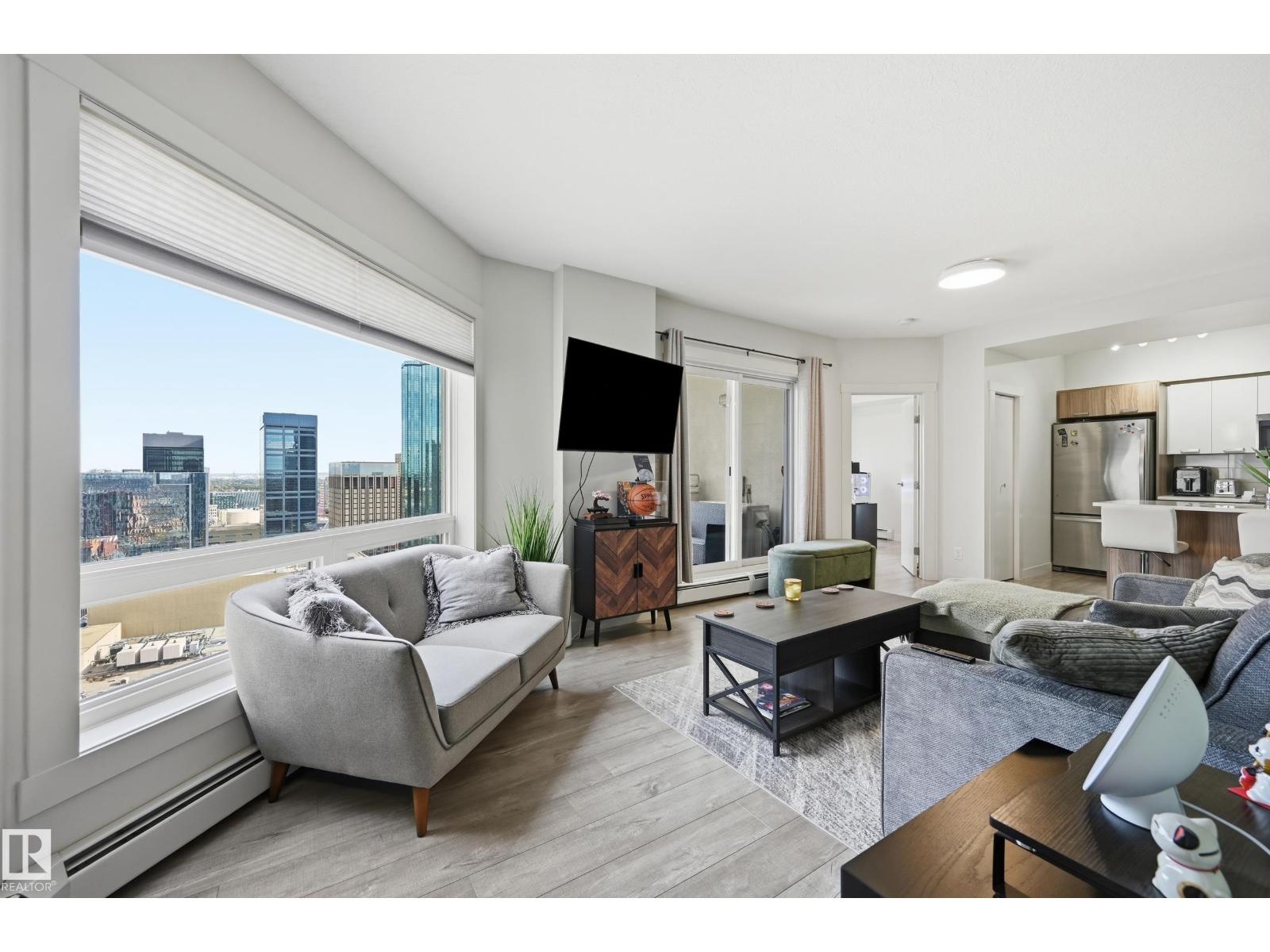 #2407 10410 102 Av Nw Property Photo 18
