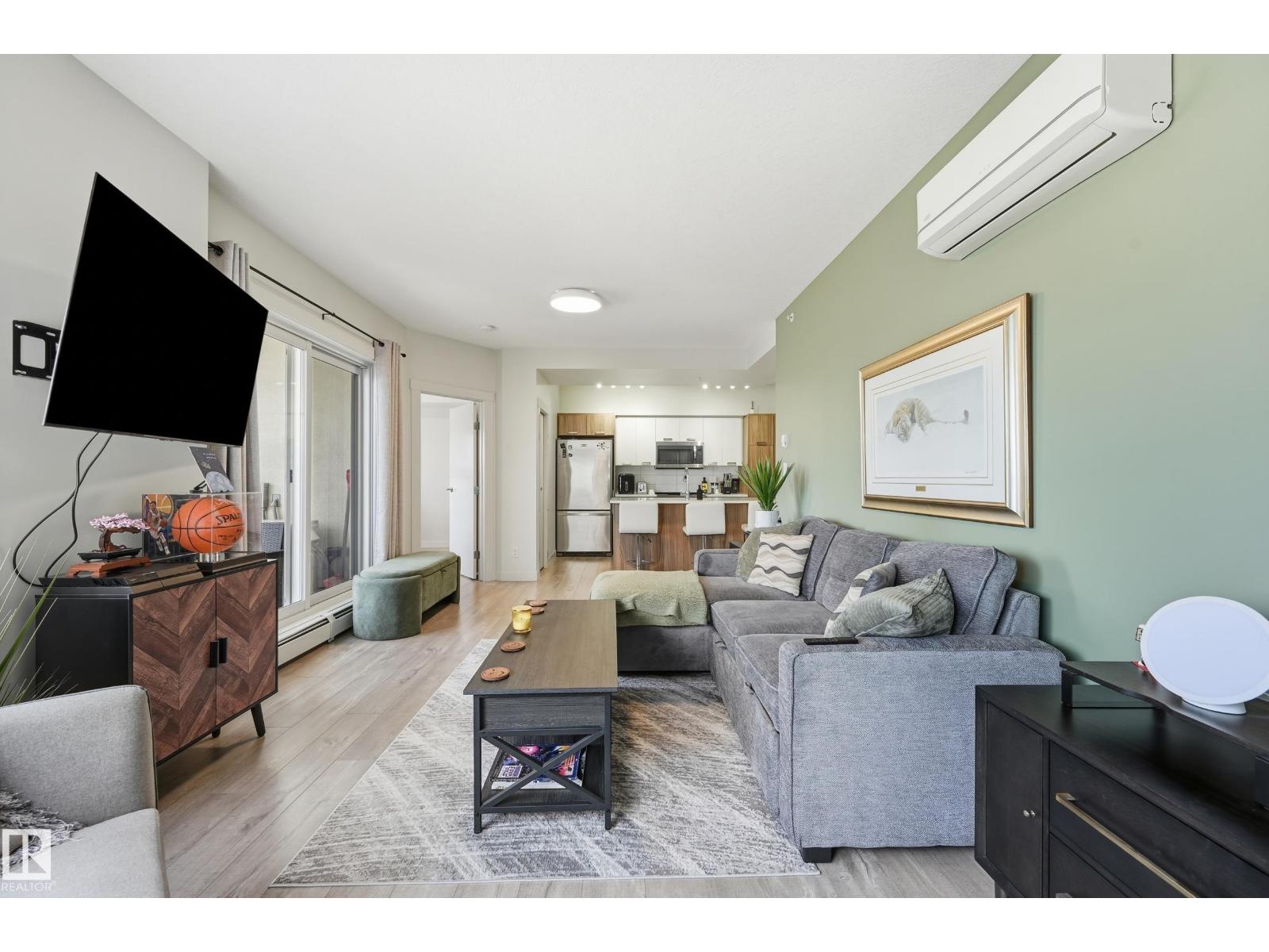 #2407 10410 102 Av Nw Property Photo 19