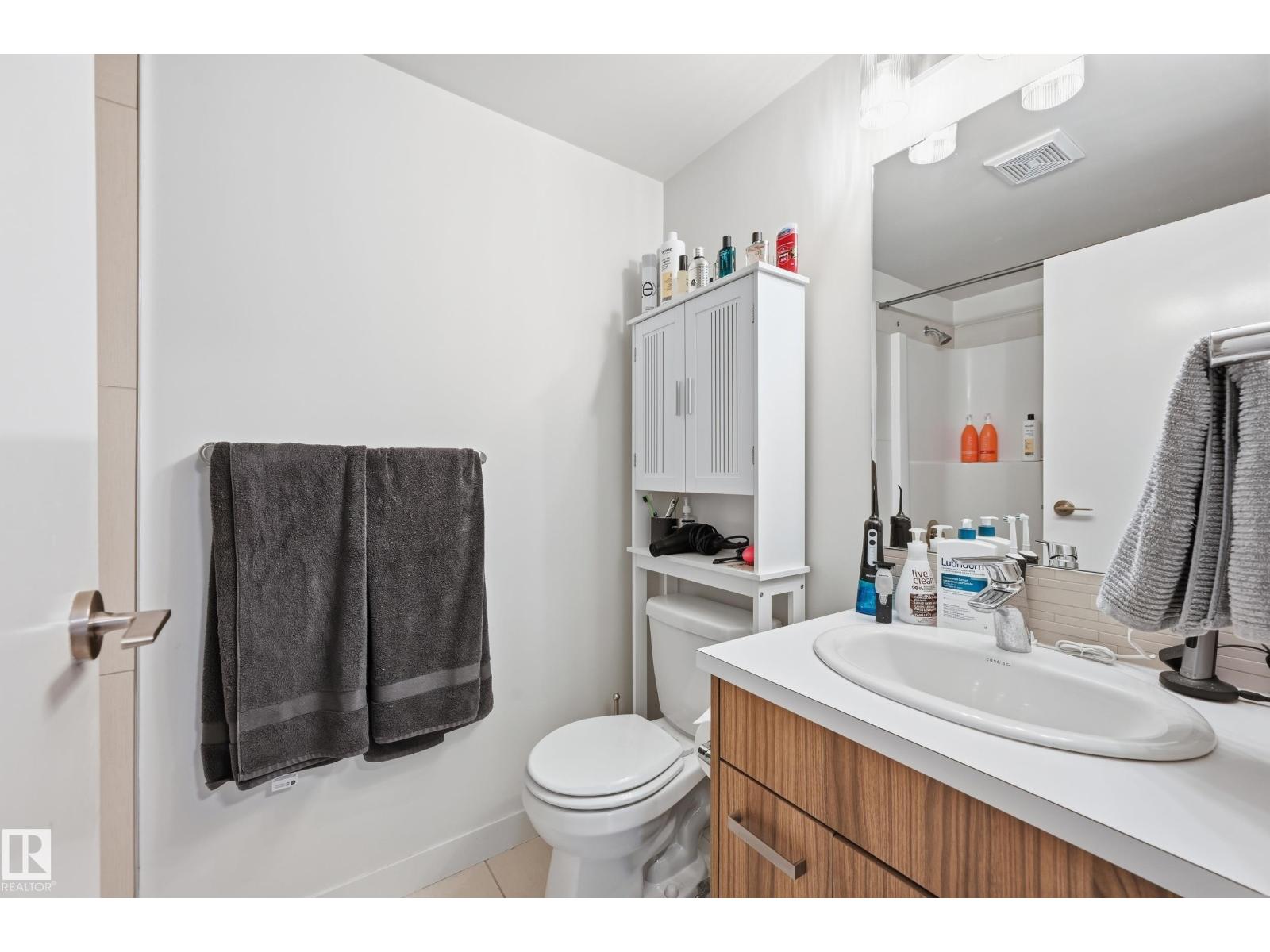 #2407 10410 102 Av Nw Property Photo 26