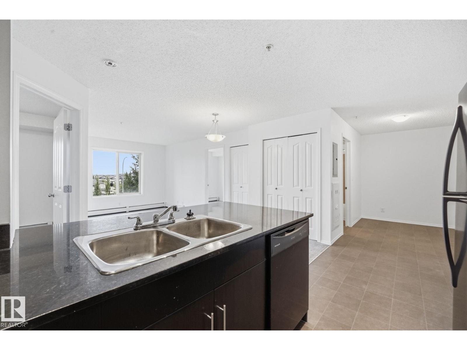 #314 11804 22 Av Sw Property Photo 2