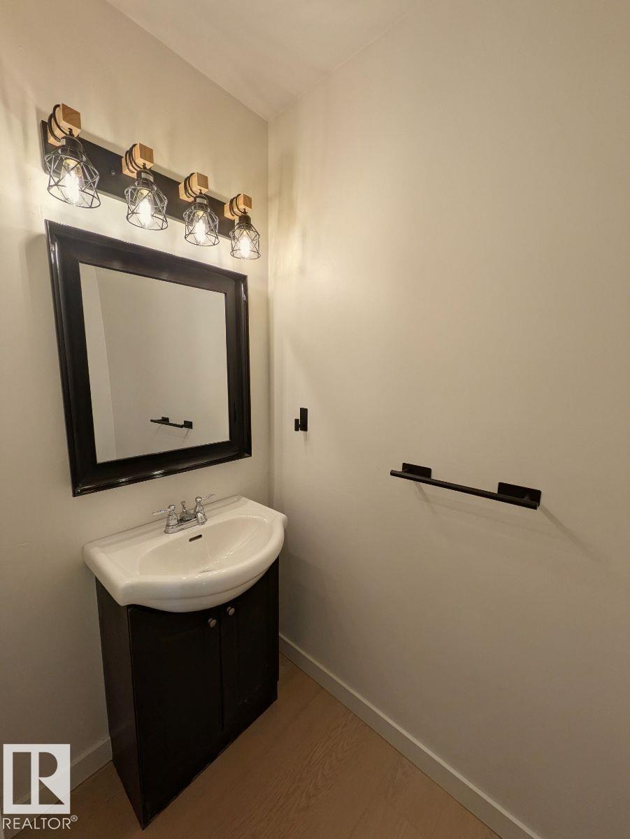 12716 125 St Nw Property Photo 9