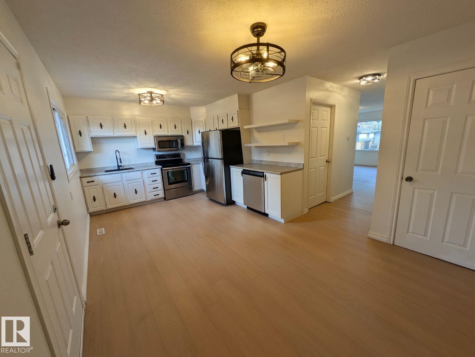 12716 125 St Nw Property Photo 28