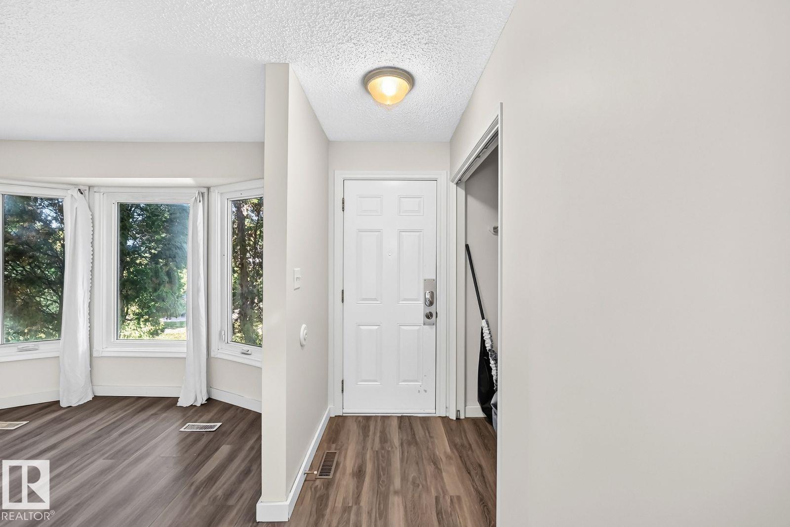 1020 60 St Nw Property Photo 3