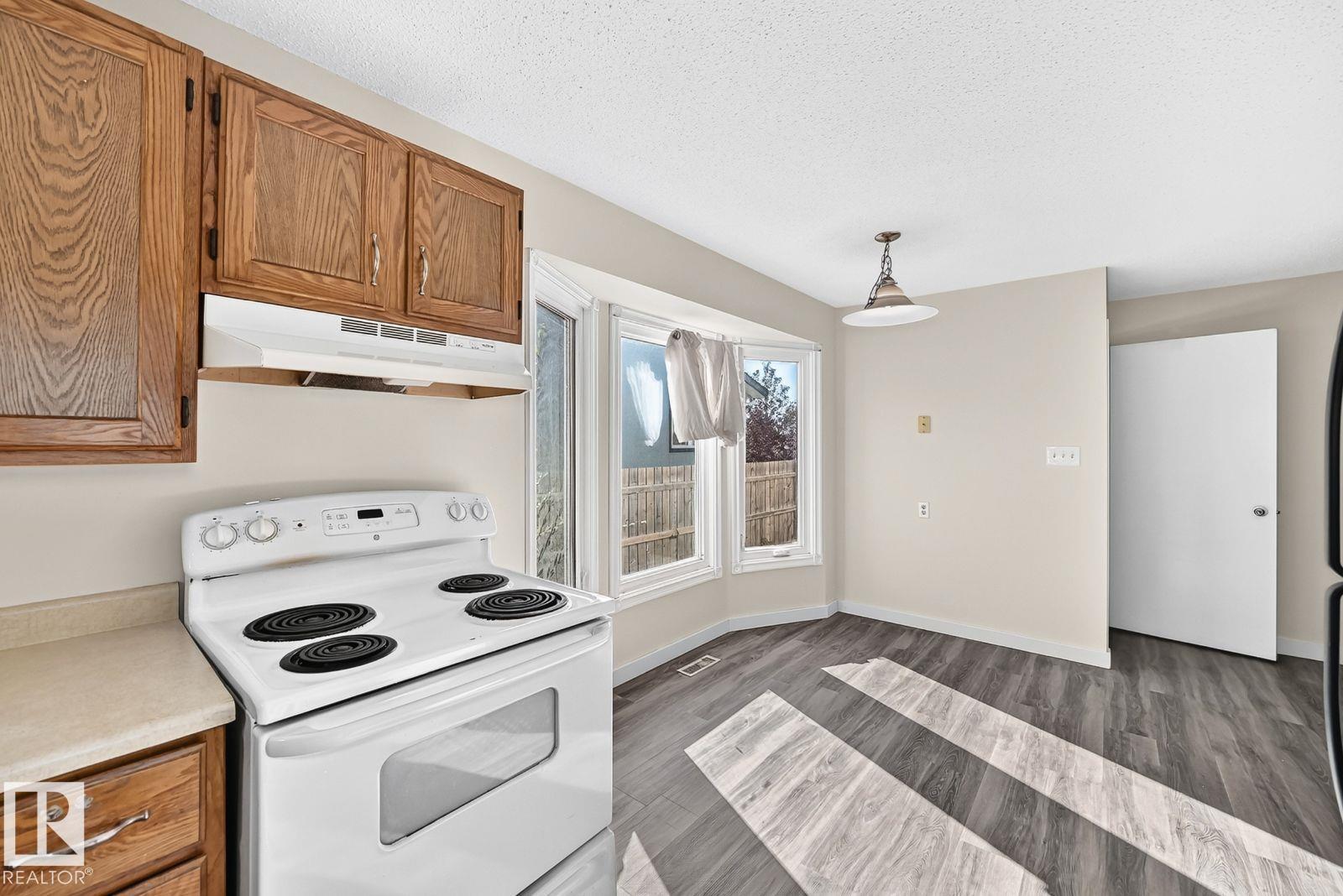 1020 60 St Nw Property Photo 8