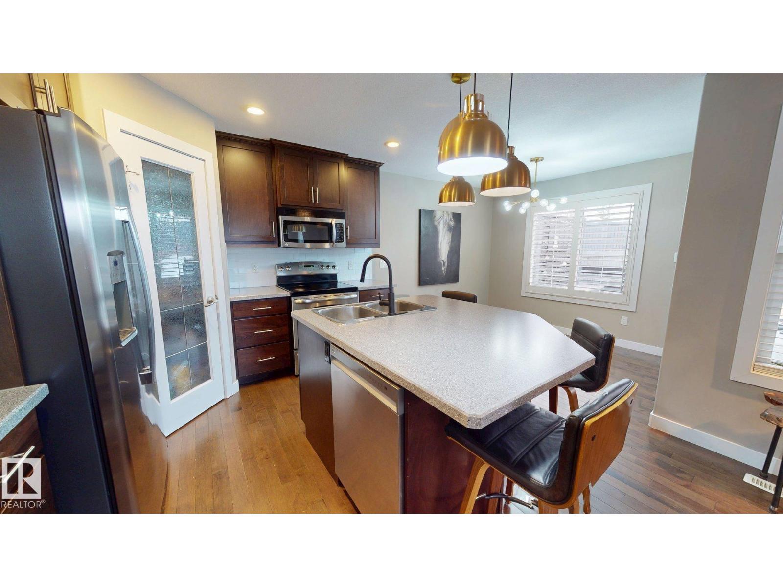 3885 Gallinger Lo Nw Property Photo 5