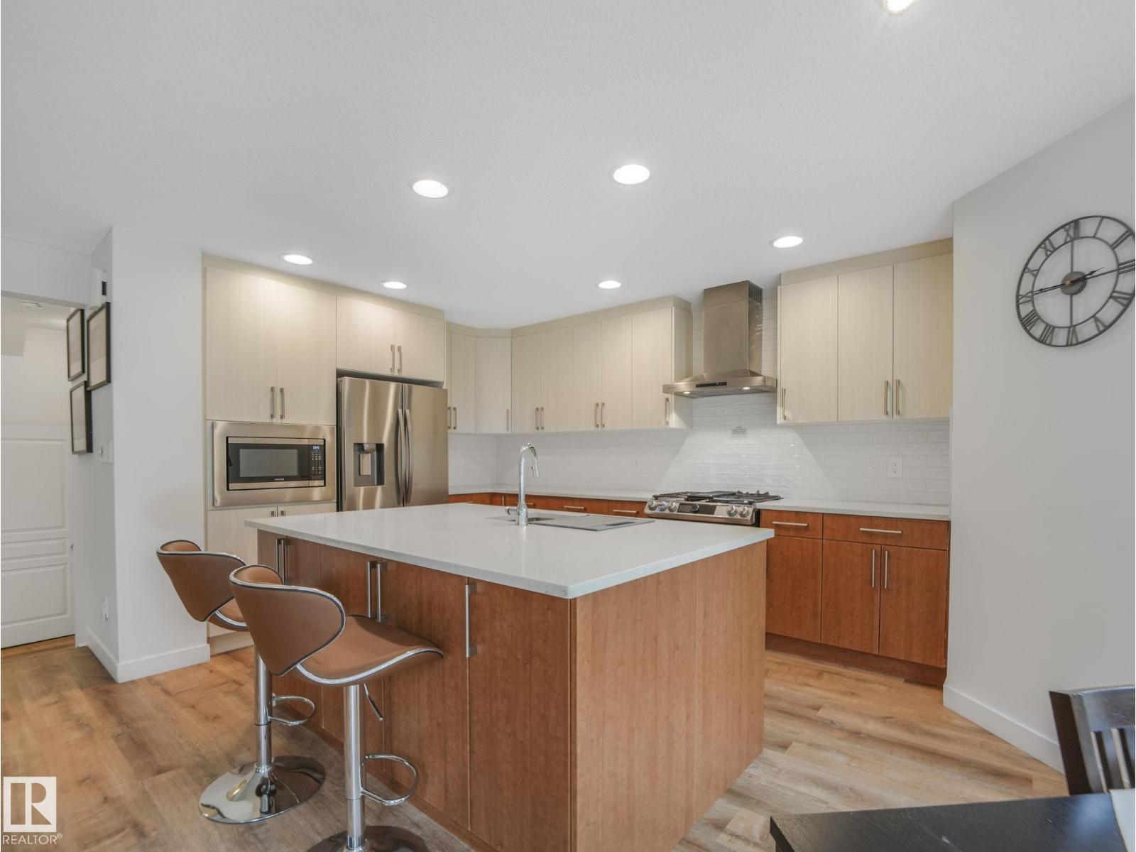 167 Hayward Cr Nw Property Photo 7