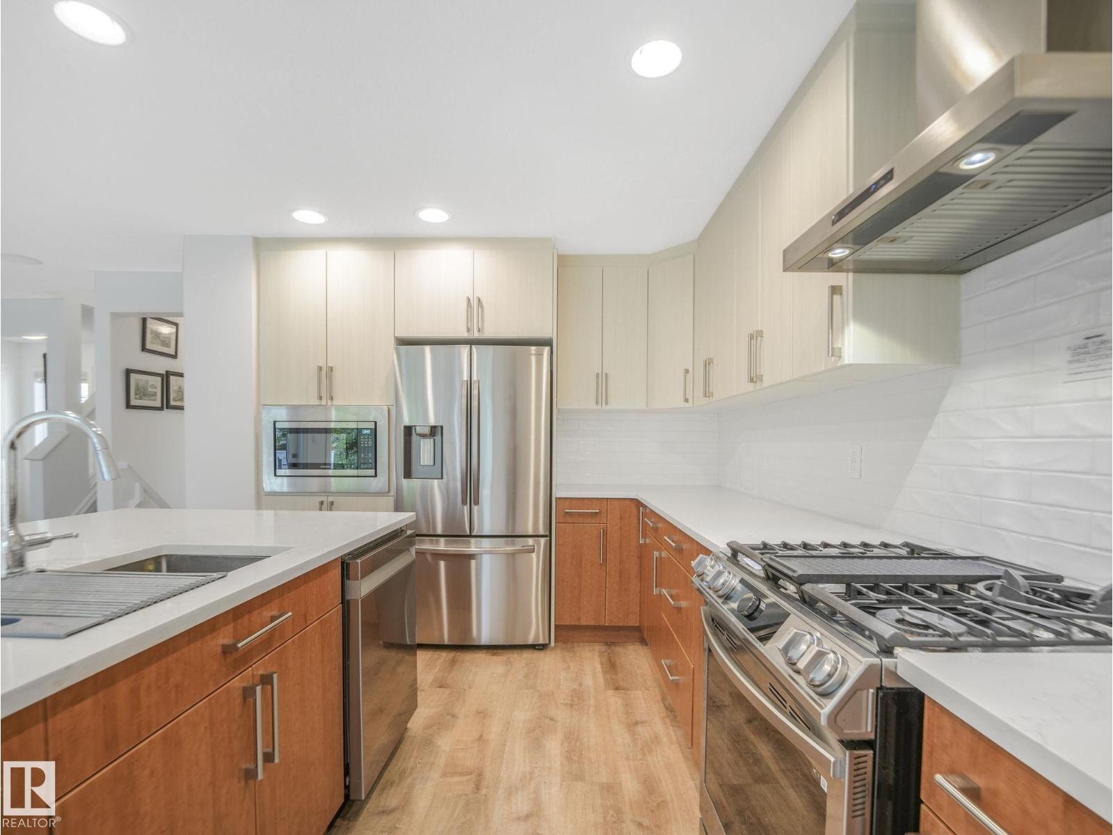 167 Hayward Cr Nw Property Photo 9