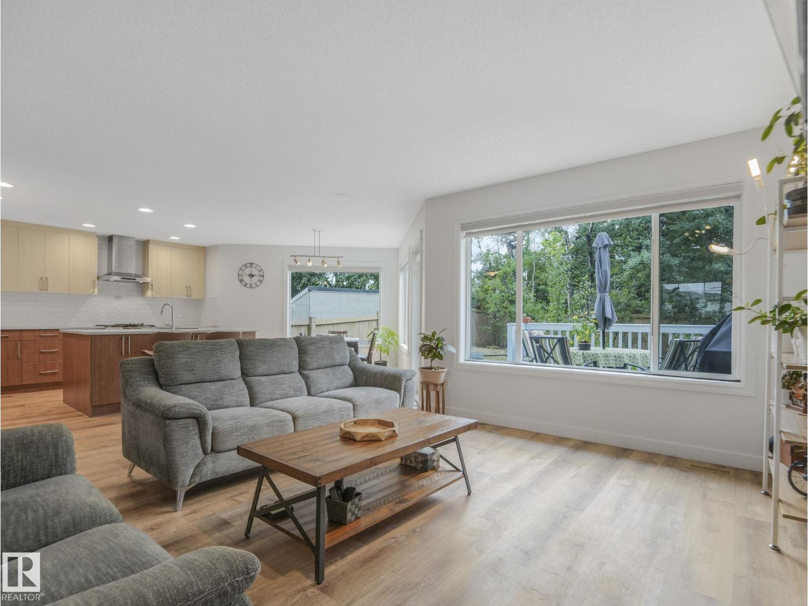 167 Hayward Cr Nw Property Photo 17