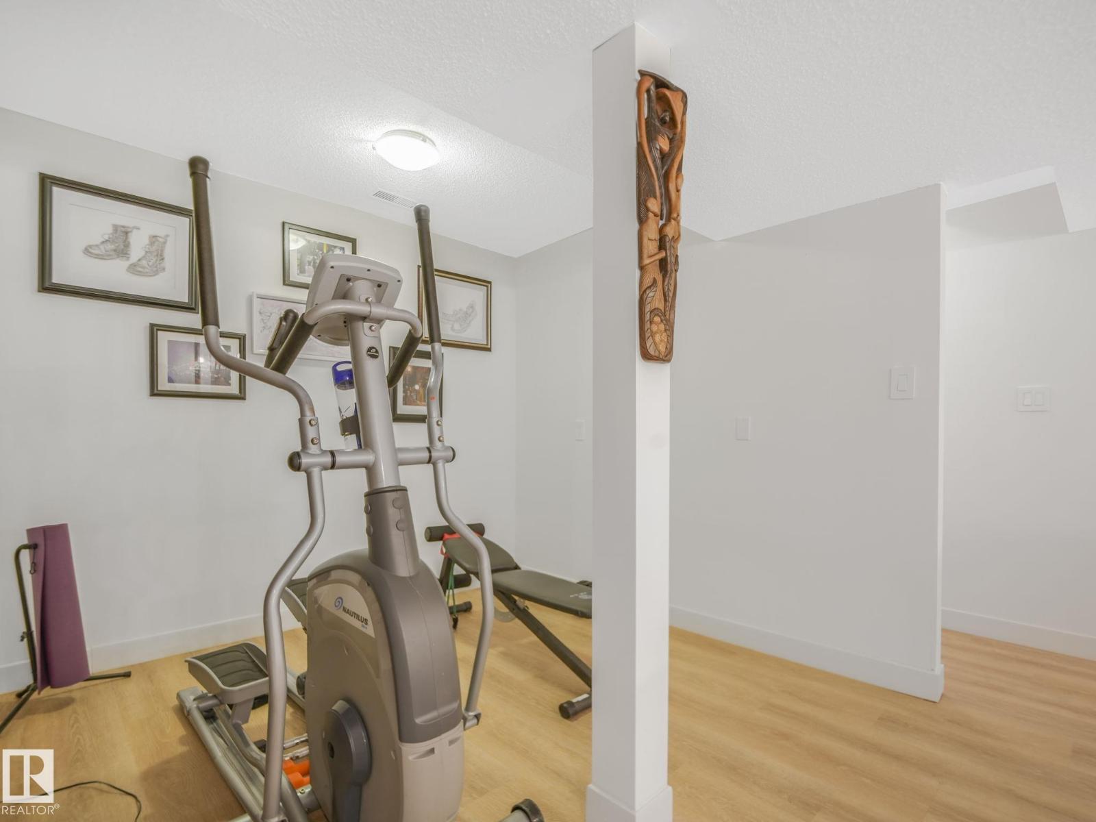 167 Hayward Cr Nw Property Photo 31