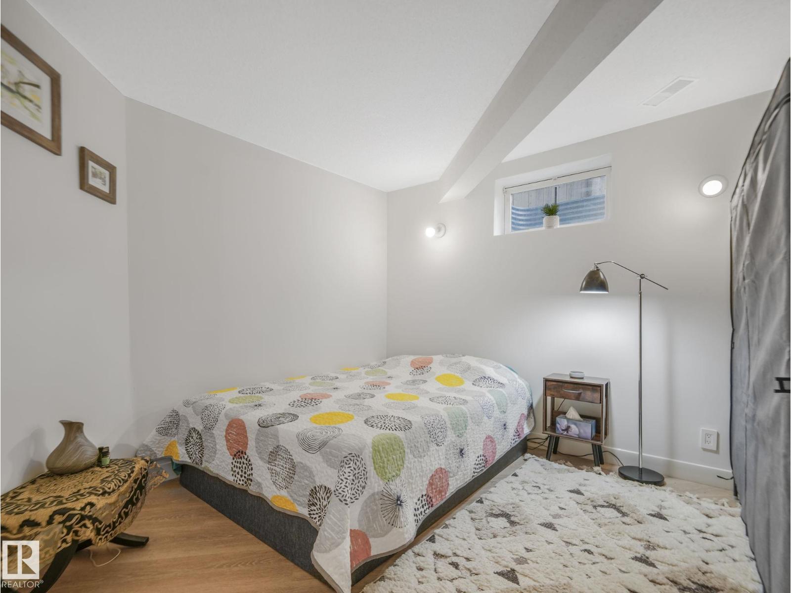 167 Hayward Cr Nw Property Photo 33