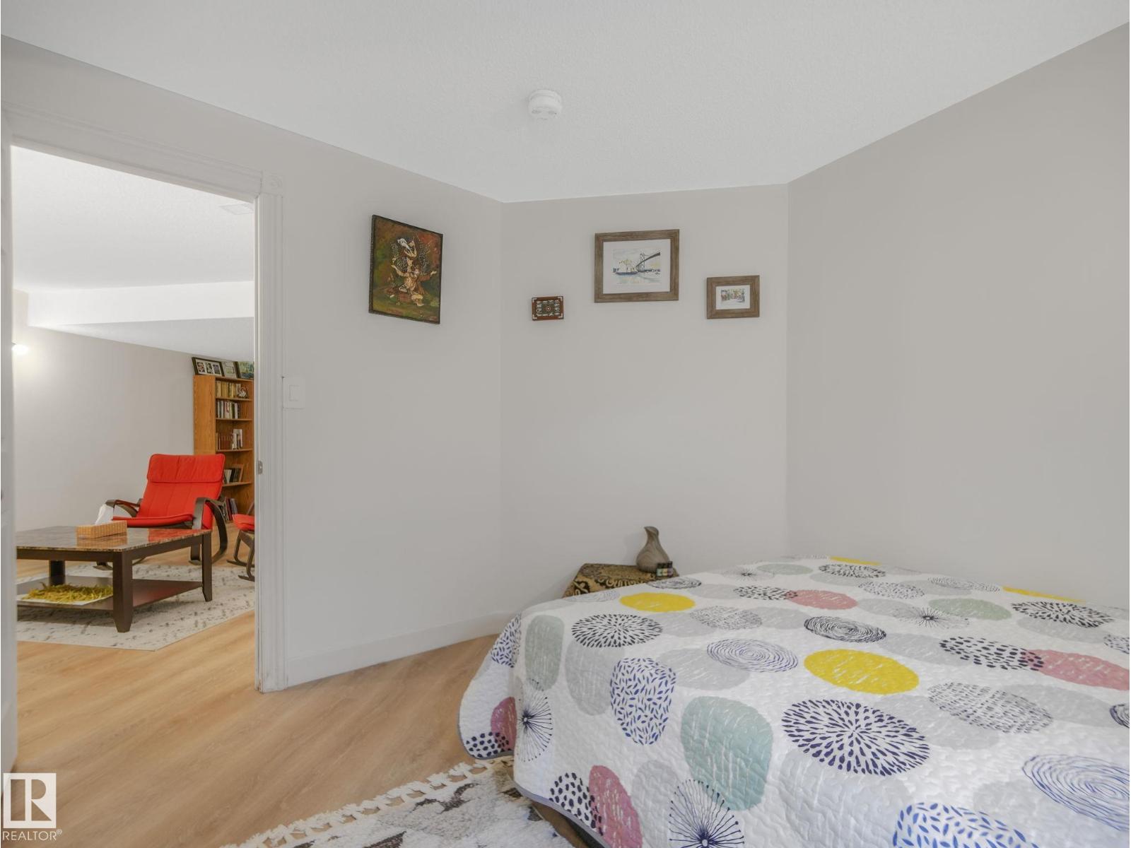 167 Hayward Cr Nw Property Photo 34
