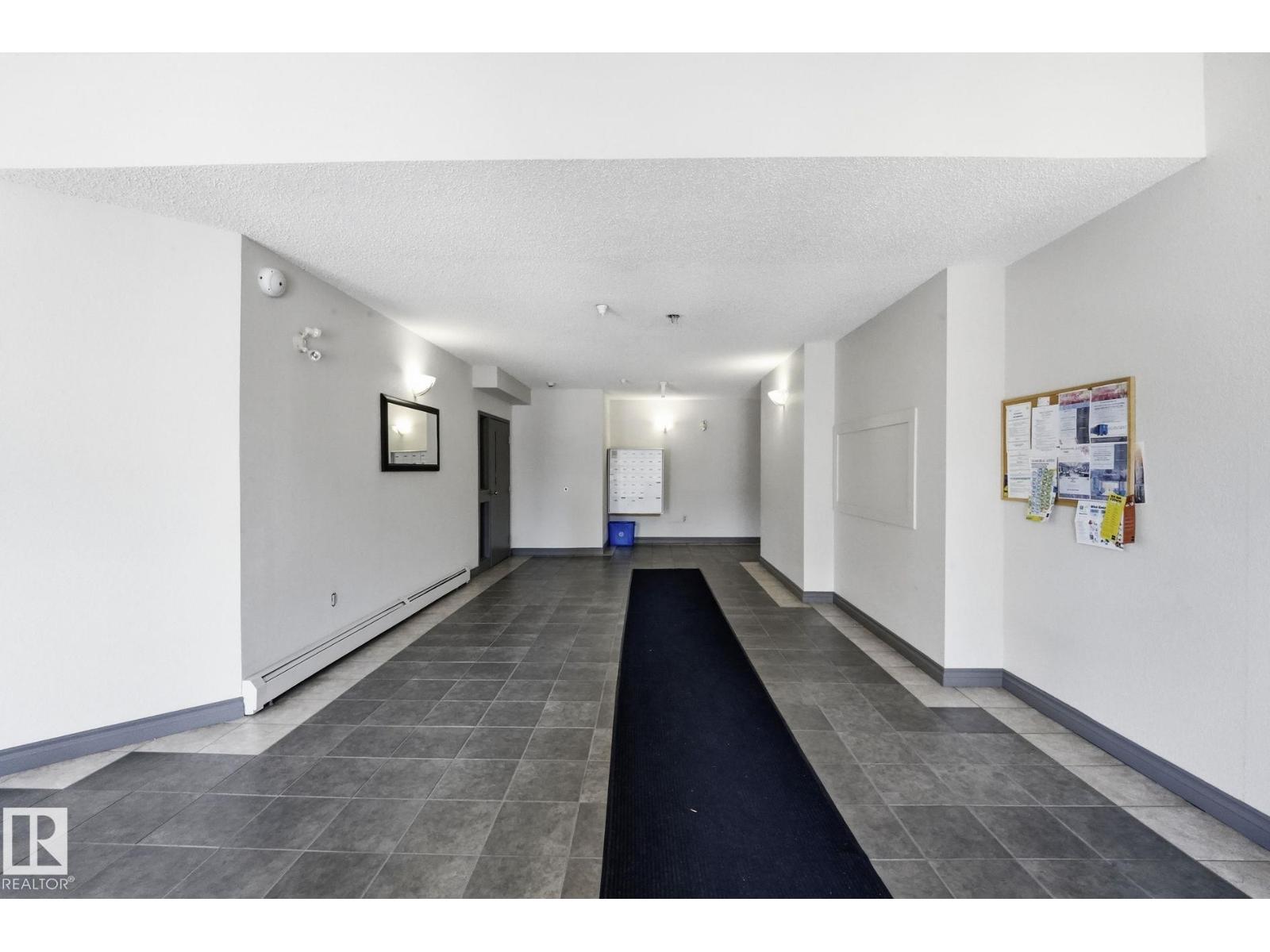 11446 40 Av Nw Nw Property Photo 2