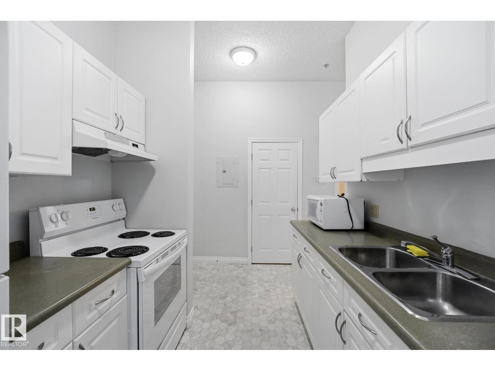 11446 40 Av Nw Nw Property Photo 6
